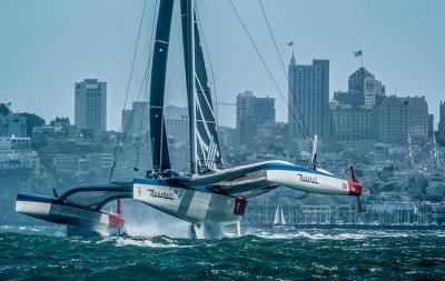 Maserati aplica la tecnología de sus automóviles  en el trimarán oceánico de Soldini